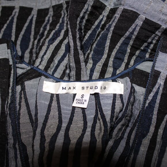 SALE Max Studio Black / Silver Geometric Design V-neck Smocked Dress S SMALL EUC - Picture 13 of 16